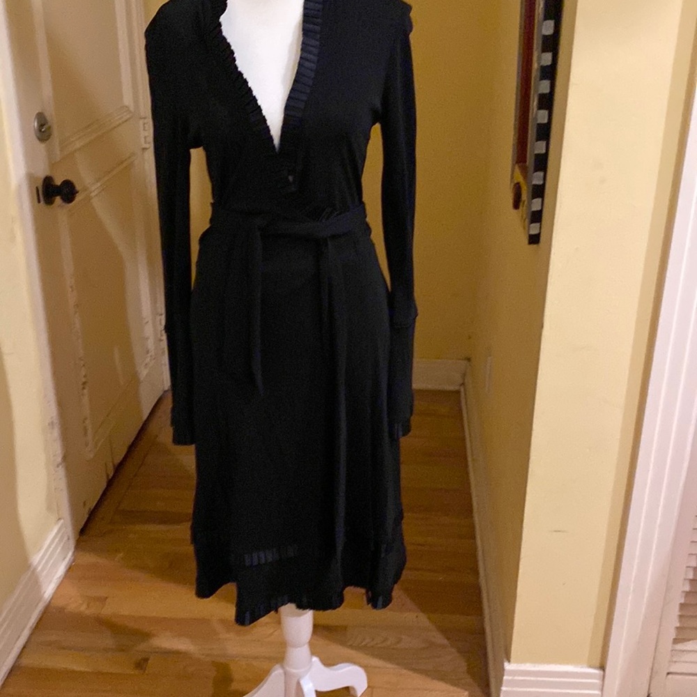Diane von super elegant and classic Dress.,size 8